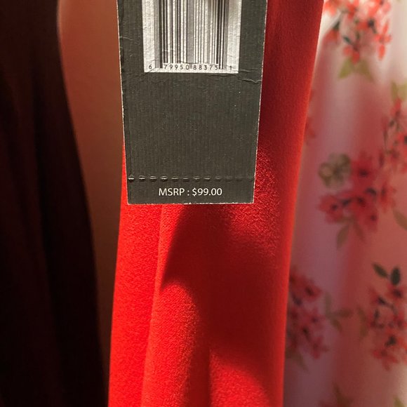 Ocasional Red Dress - Picture 6 of 6